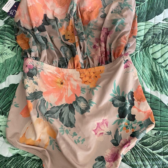 Floral Boho Swimsuit - Picture 3 of 4